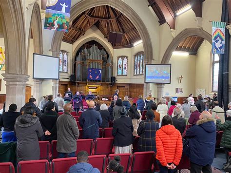 New Life Baptist Church .